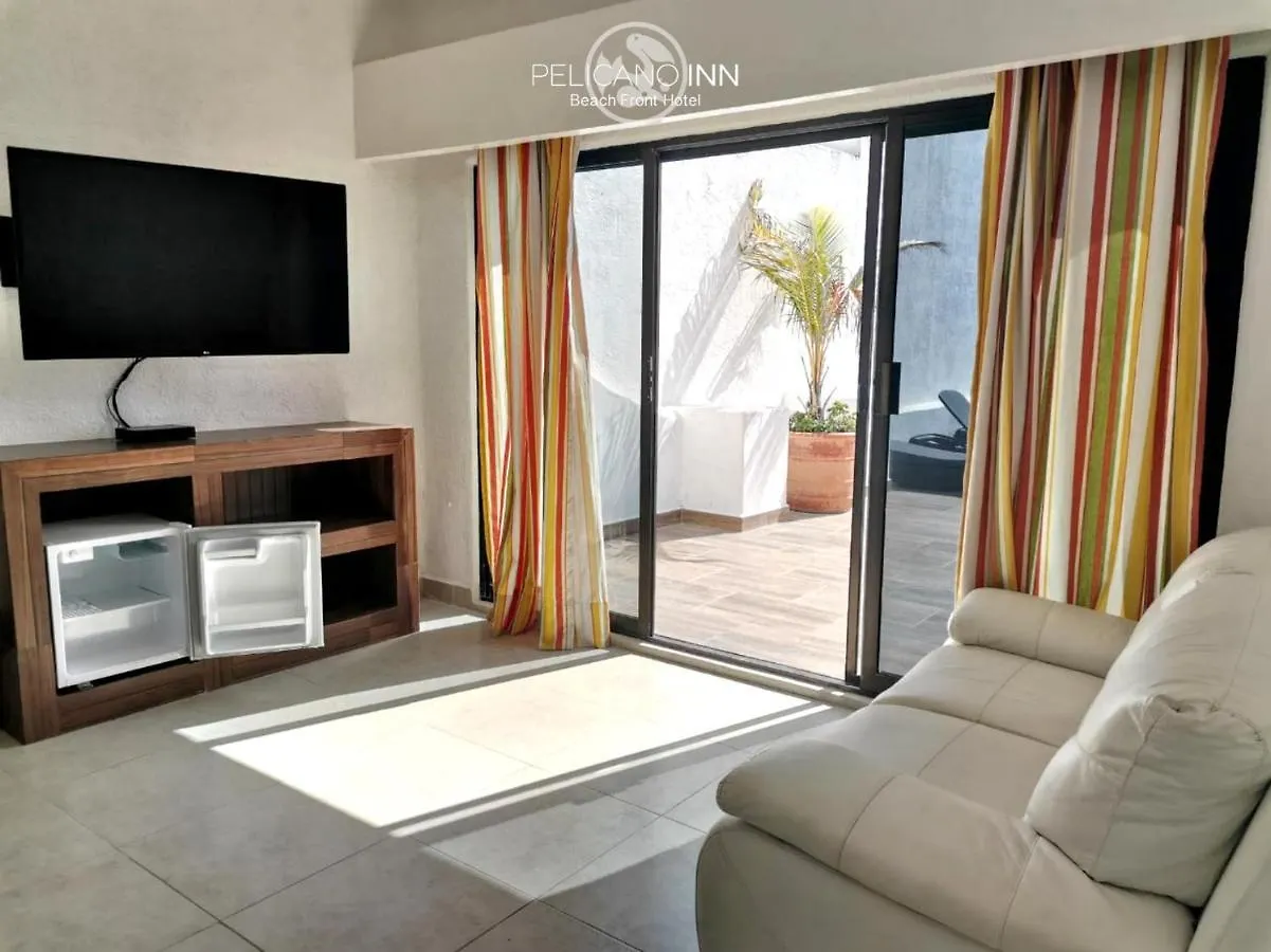 Pelicano Inn Playa Del Carmen - Beachfront Hotel Messico
