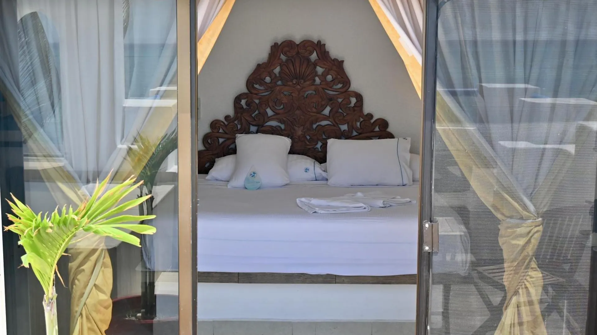 Pelicano Inn Playa Del Carmen - Beachfront Hotel 3*,  Messico